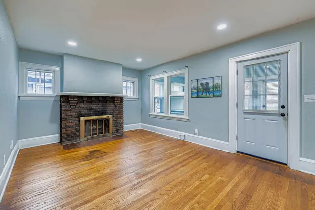 $314,900 | 1822 Lacrosse Avenue, St. Paul, MN 55119