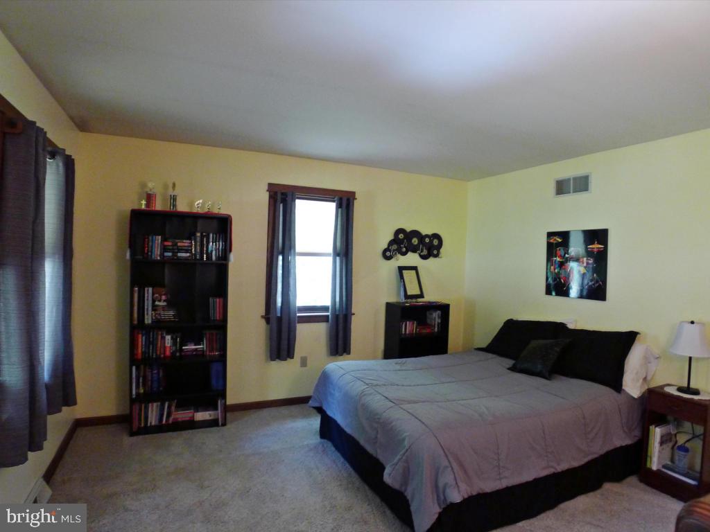 93 Chestnut Hill Road Stevens, PA 17578 - Photo 14 of 40 Gallery Image 14