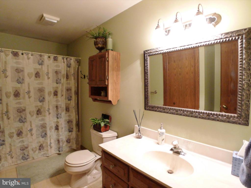 93 Chestnut Hill Road Stevens, PA 17578 - Photo 19 of 40 Gallery Image 19