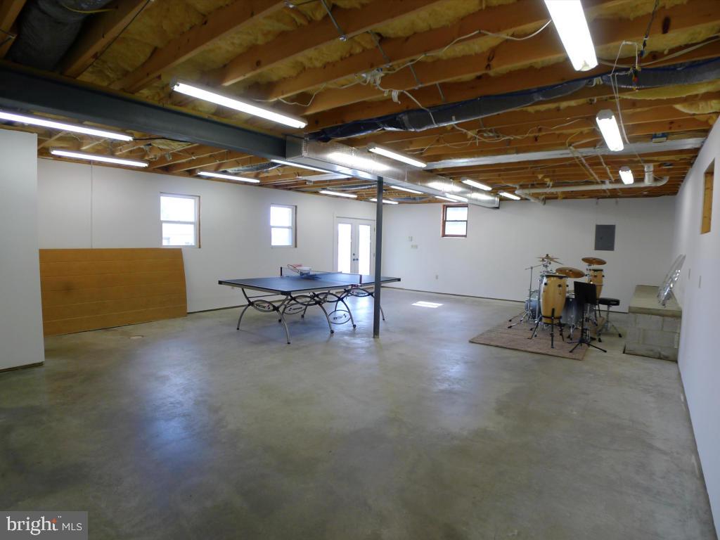 93 Chestnut Hill Road Stevens, PA 17578 - Photo 26 of 40 Gallery Image 26