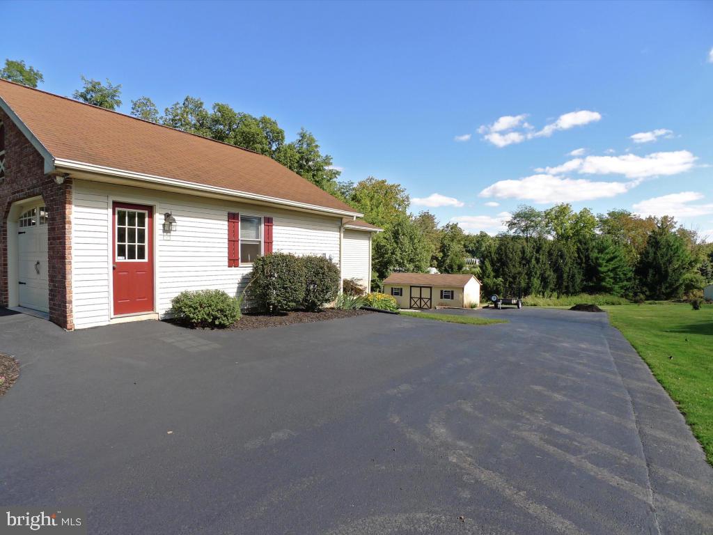 93 Chestnut Hill Road Stevens, PA 17578 - Photo 31 of 40 Gallery Image 31