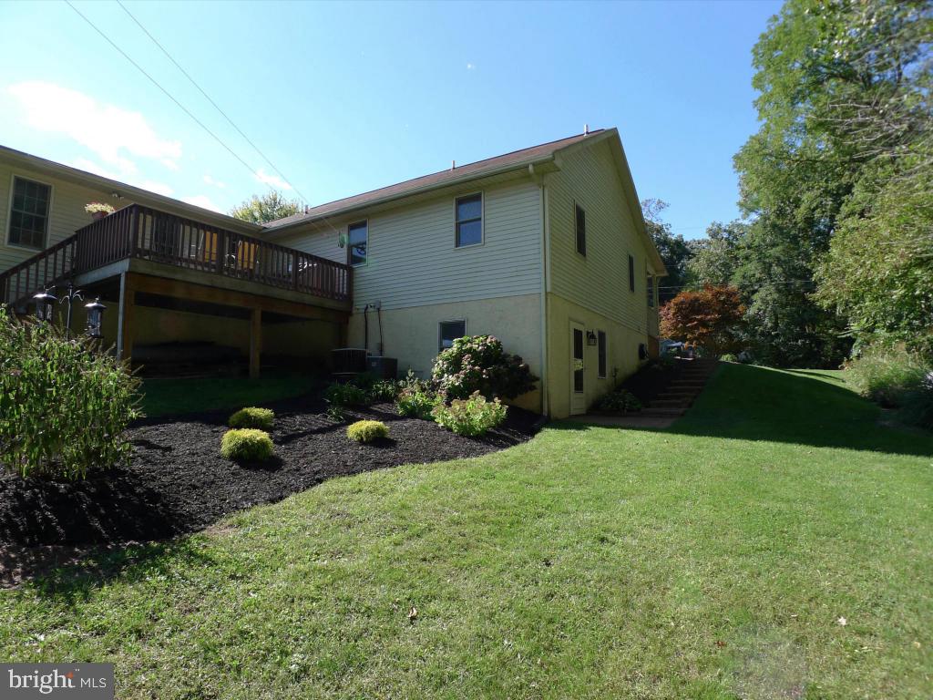 93 Chestnut Hill Road Stevens, PA 17578 - Photo 36 of 40 Gallery Image 36