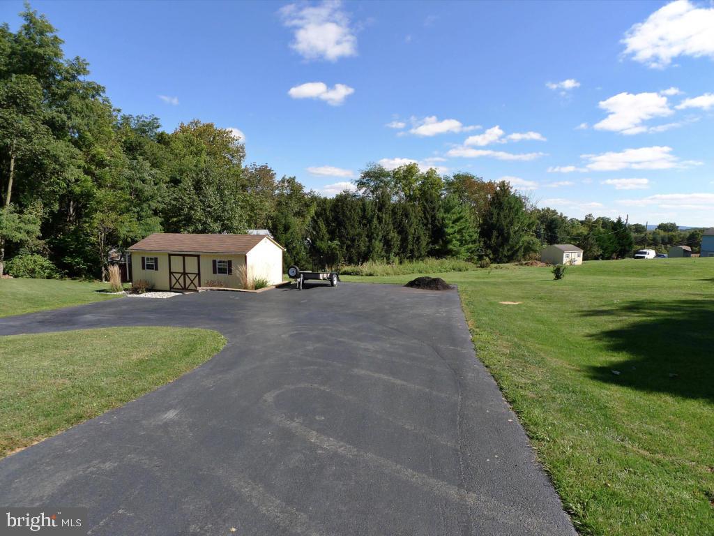 93 Chestnut Hill Road Stevens, PA 17578 - Photo 37 of 40 Gallery Image 37