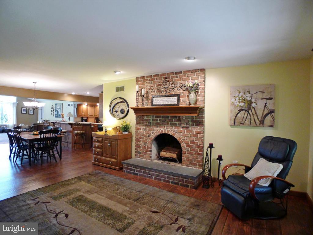93 Chestnut Hill Road Stevens, PA 17578 - Photo 5 of 40 Gallery Image 5
