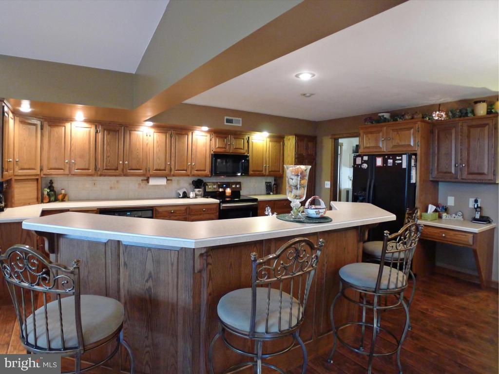 93 Chestnut Hill Road Stevens, PA 17578 - Photo 7 of 40 Gallery Image 7