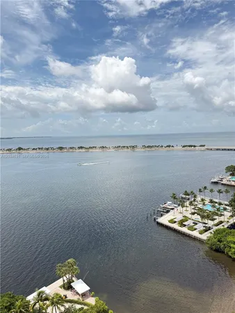 $4,650 | 1925 Brickell Avenue, Unit 2011, Miami, FL 33129
