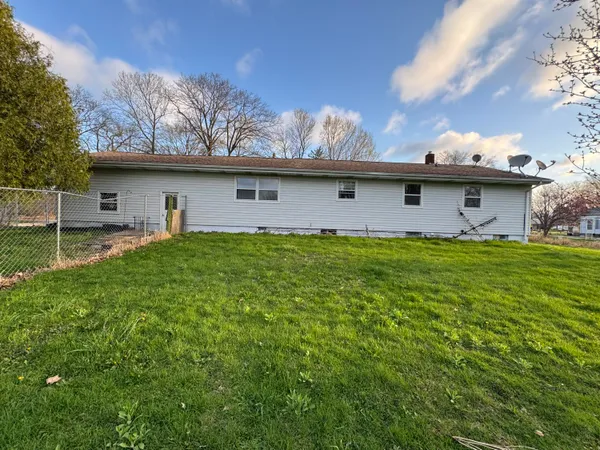 $265,000 | 3334 West Glendora Road, Buchanan, MI 49107