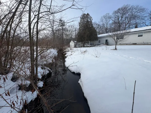 $275,000 | 3334 West Glendora Road, Buchanan, MI 49107