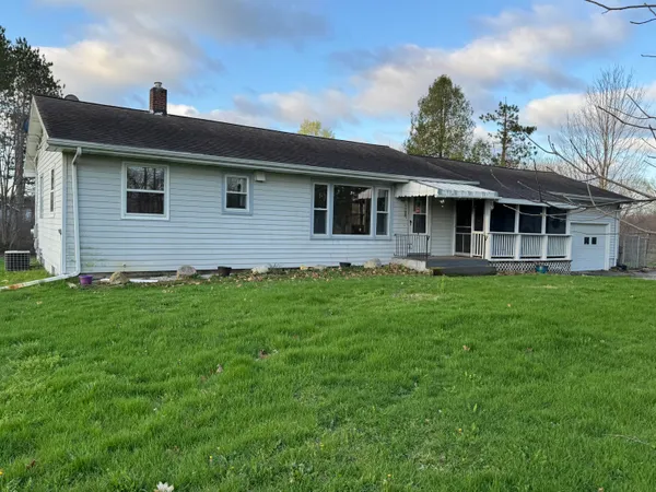 $265,000 | 3334 West Glendora Road, Buchanan, MI 49107