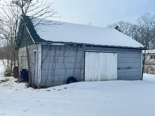 $275,000 | 3334 West Glendora Road, Buchanan, MI 49107