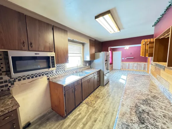 $275,000 | 3334 West Glendora Road, Buchanan, MI 49107