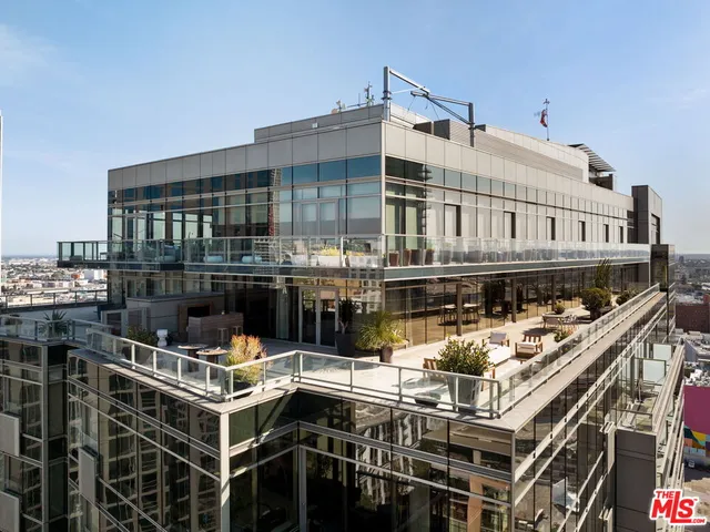 $4,500,000 | 1155 South Grand Avenue, Unit PH2204, Los Angeles, CA 90015