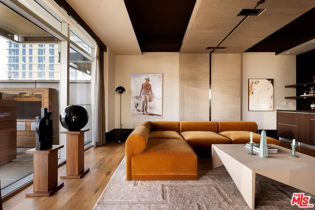 $4,500,000 | 1155 South Grand Avenue, Unit PH2204, Los Angeles, CA 90015