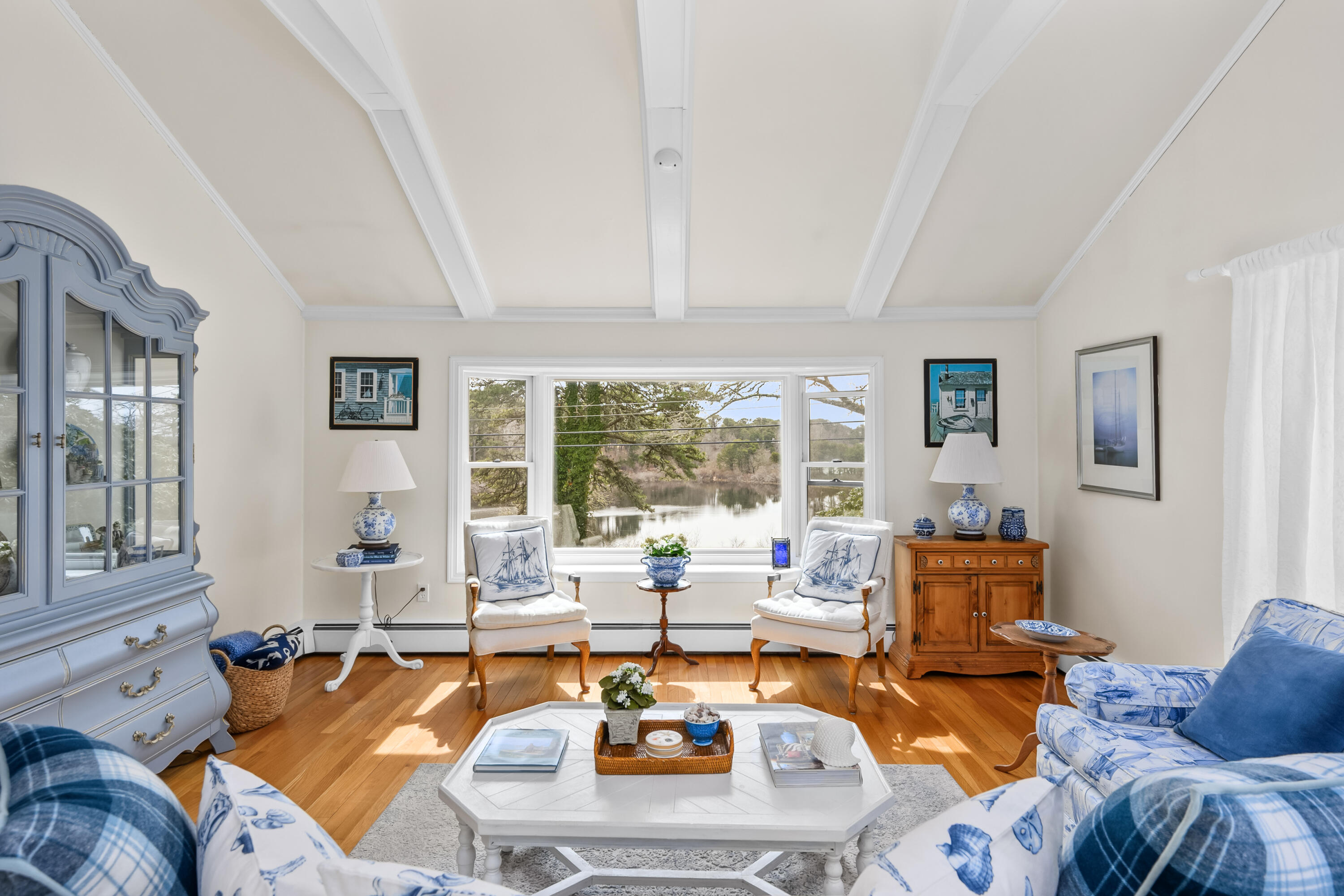 118 Wilfred Road Chatham, MA 02633 - Photo 6 of 50 Living Room