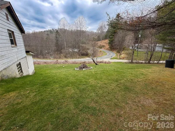 $254,900 | 658 Upper Hanging Rock Road, Spruce Pine, NC 28777