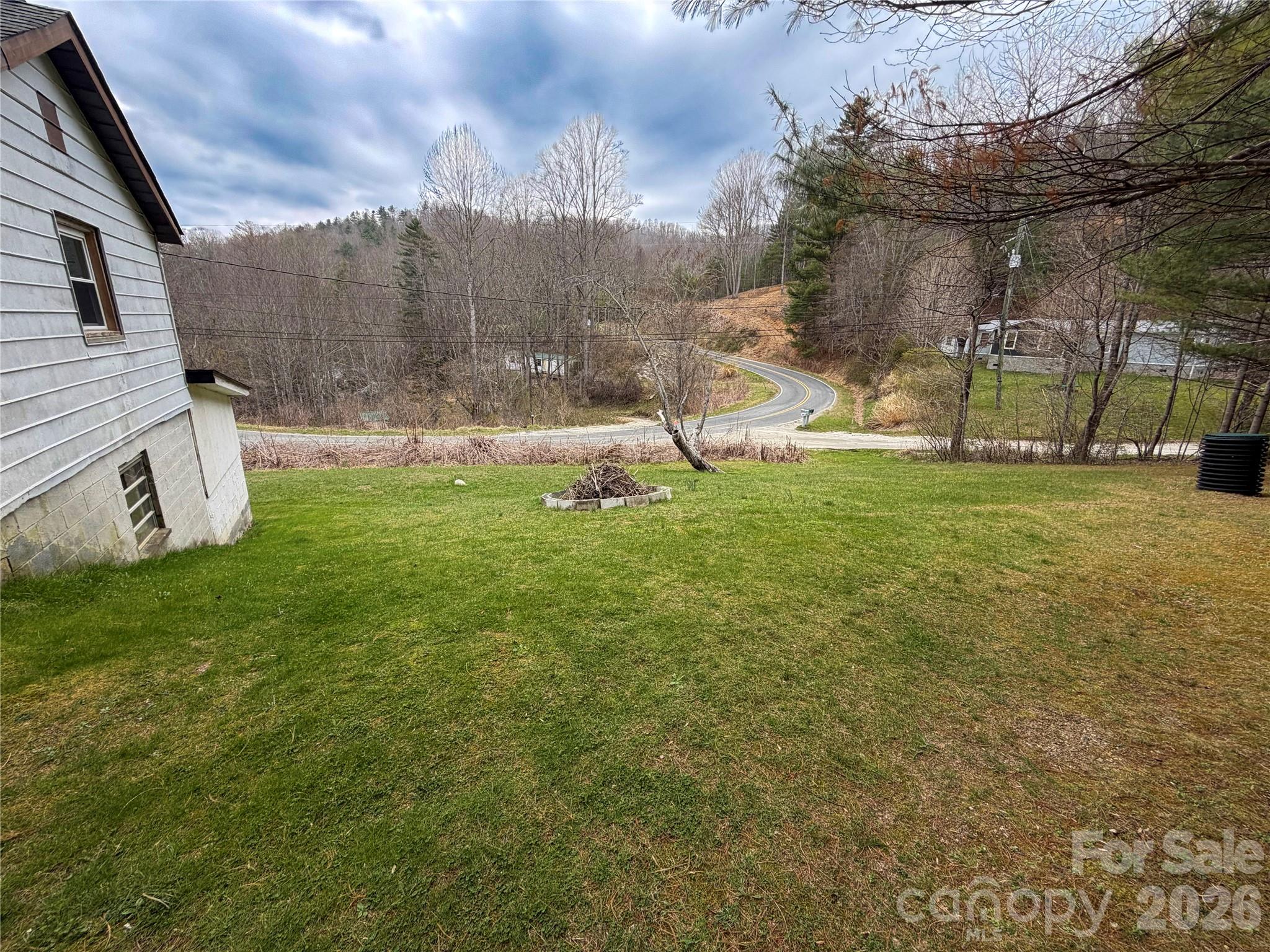 658 Upper Hanging Rock Road Spruce Pine, NC 28777 - Photo 35 of 35 a view of a backyard