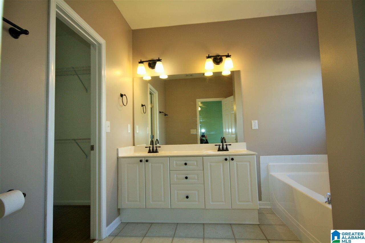 2109 Forest Lakes Lane Sterrett, AL 35147 - Photo 19 of 28