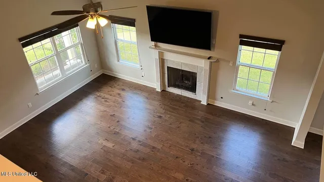 $329,900 | 3556 May Brk Cove, Southaven, MS 38672