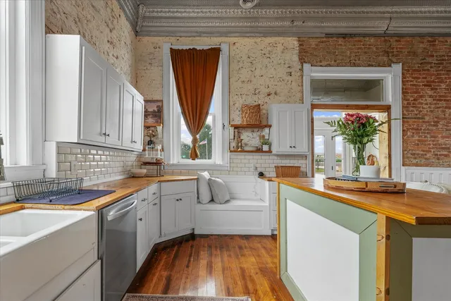 $140,000 | 291 Main Street, Wellington, IL 60942