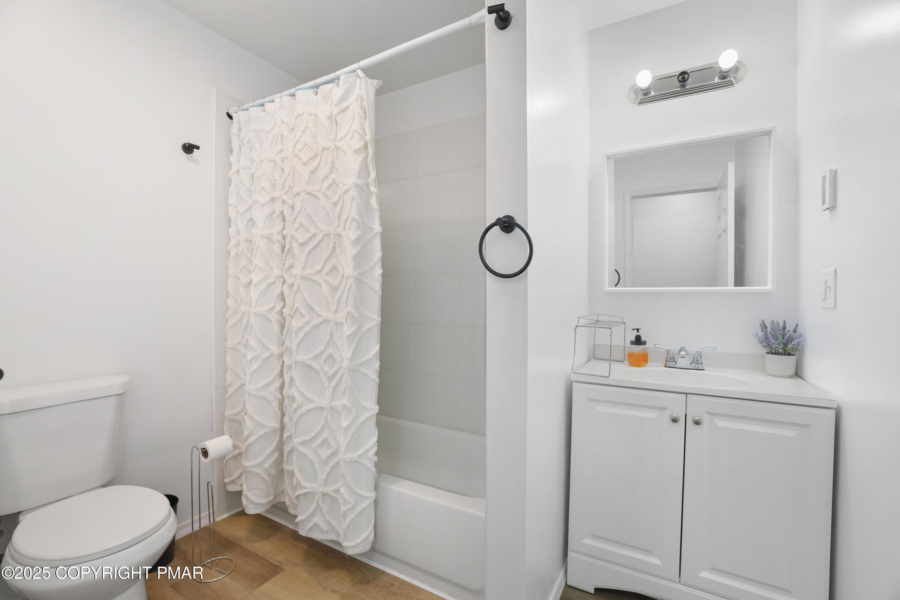 145 Nosirrah Road Albrightsville, PA 18210 - Photo 19 of 41 Bathroom 1