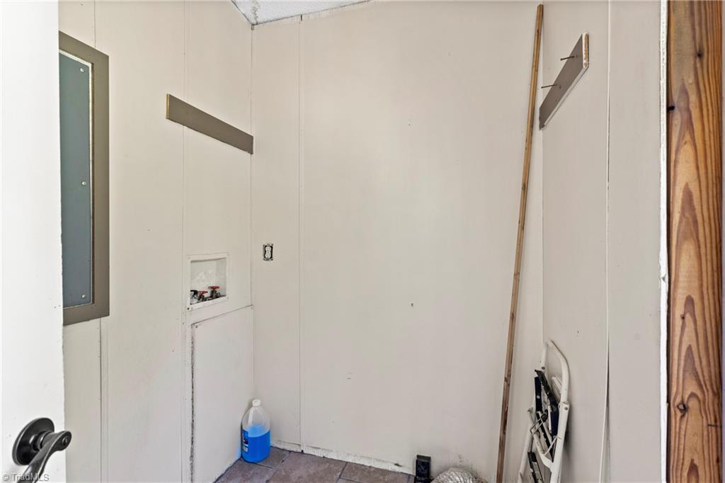211 Yount Road Eden, NC 27288 - Photo 17 of 33 Laundry