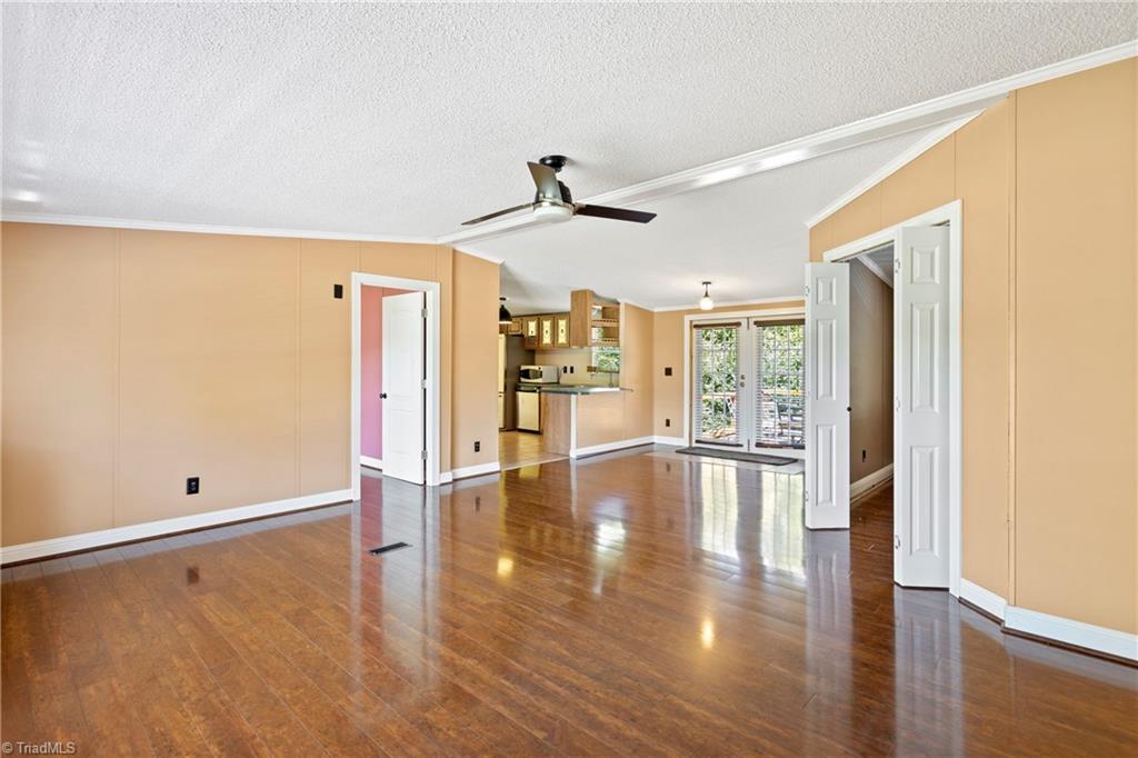 211 Yount Road Eden, NC 27288 - Photo 7 of 33 Gallery Image 7