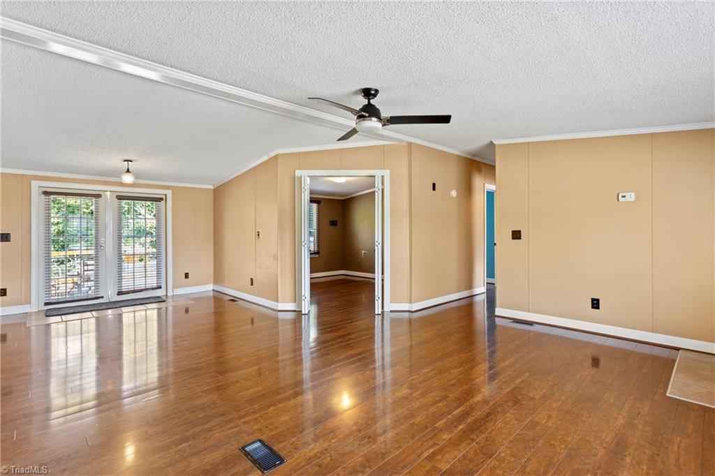 211 Yount Road Eden, NC 27288 - Photo 9 of 33 Gallery Image 9