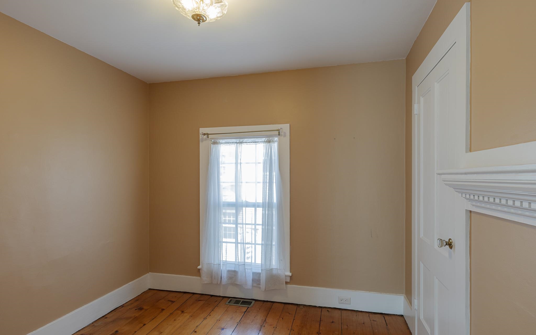 84 Elm Street Keene, NH 03431 - Photo 34 of 51