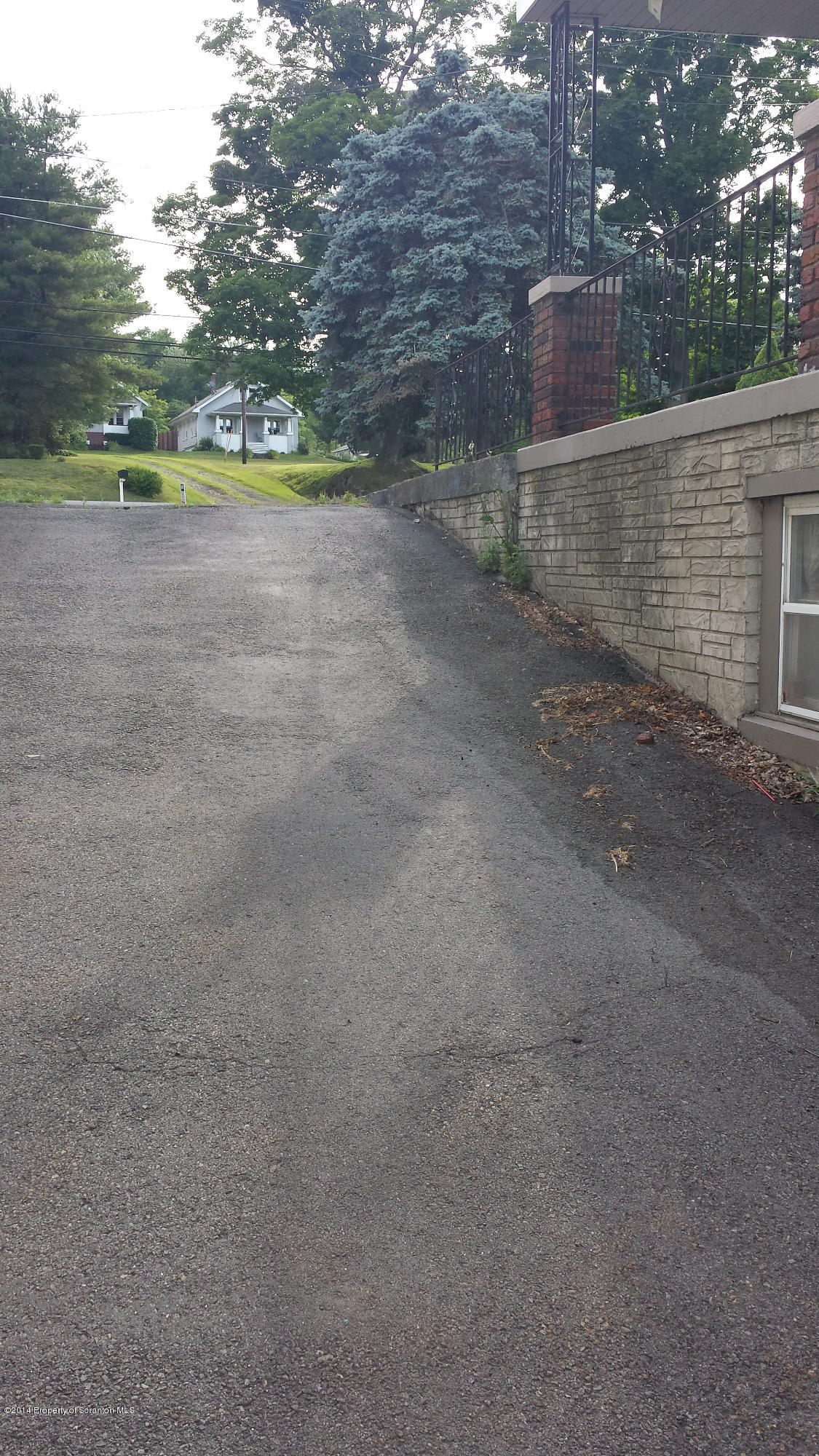 214 State Rte 435 Moscow, PA 18444 - Photo 10 of 40 Gallery Image 10
