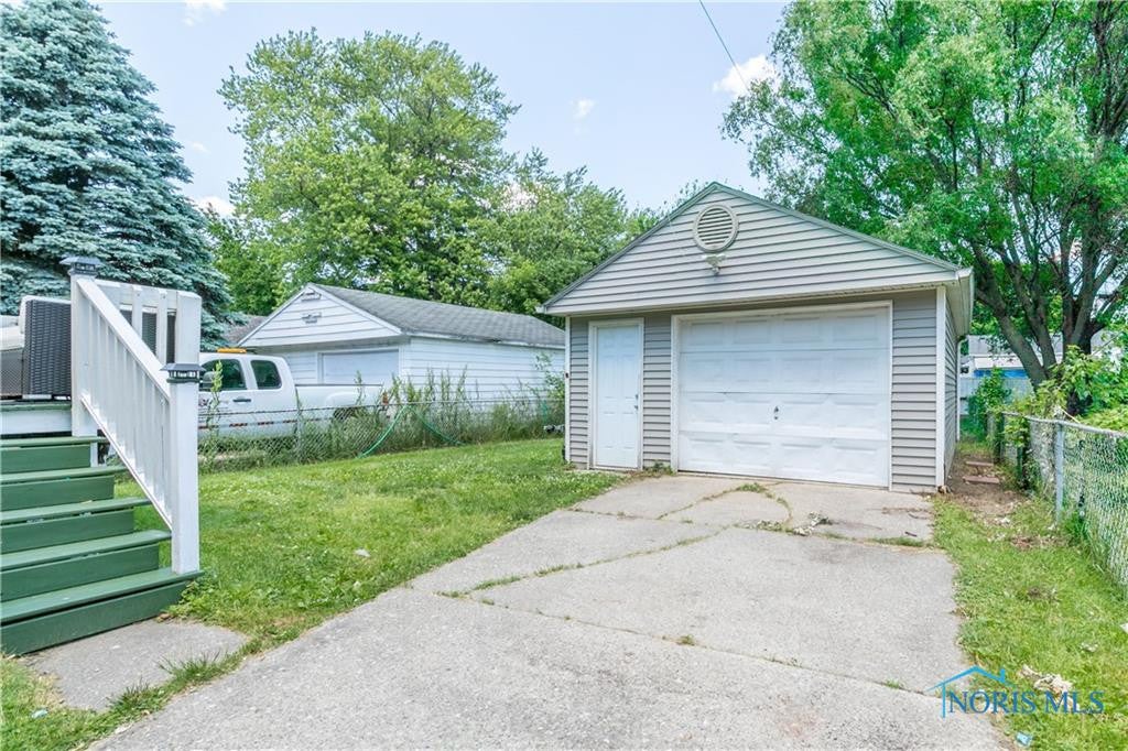 1940 Mansfield Road Toledo, OH 43613 - Photo 28 of 30 Gallery Image 28