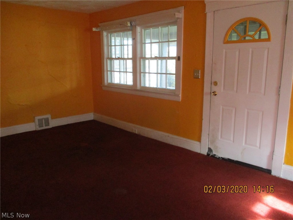1474 Maplegrove Road South Euclid, OH 44121 - Photo 2 of 23