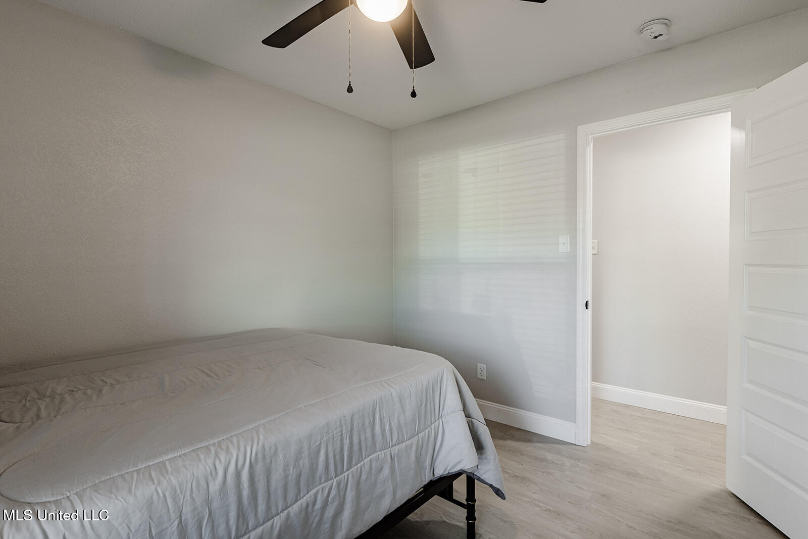 446 Hanley Road Ocean Springs, MS 39564 - Photo 21 of 42 A04A0589-HDR