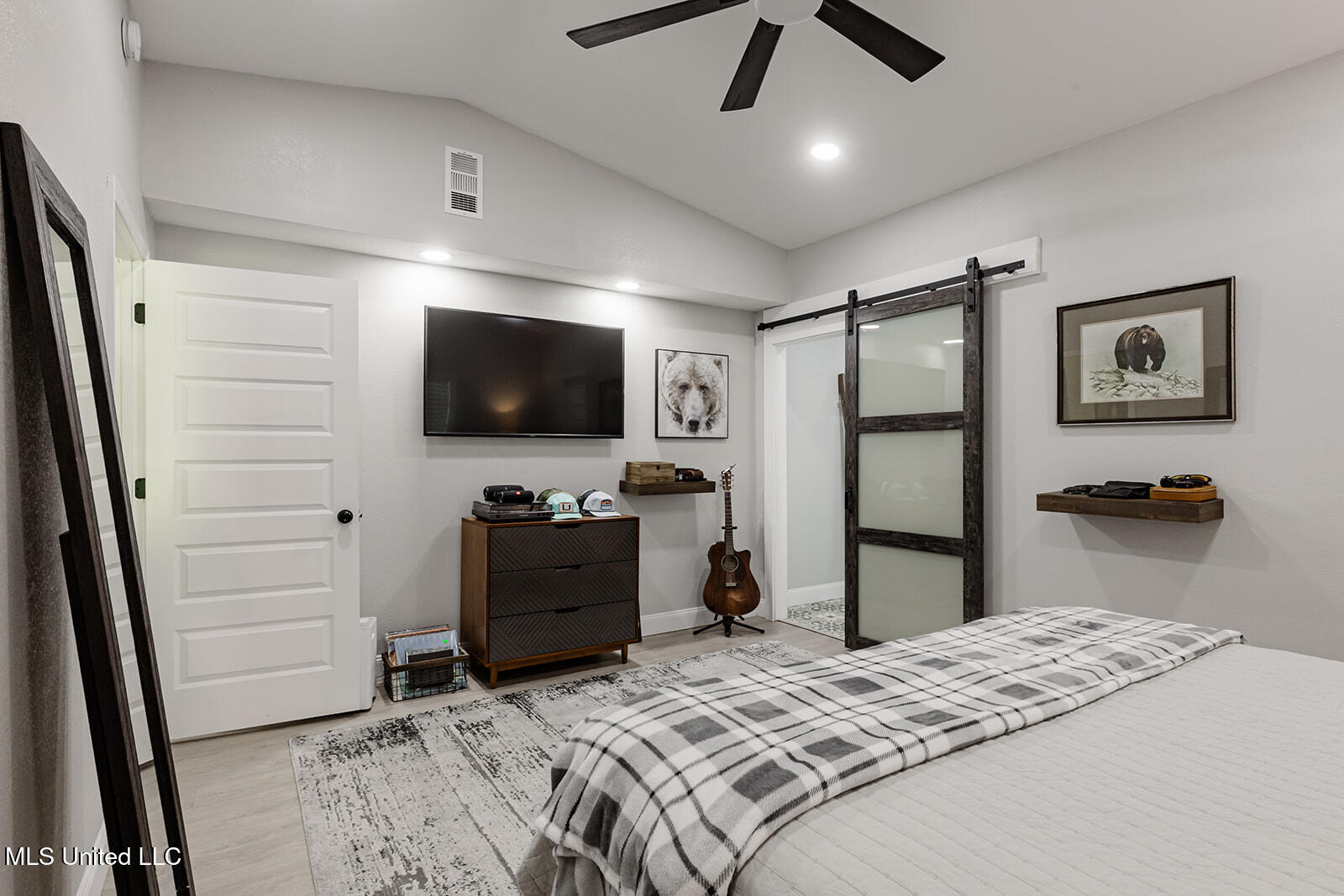 446 Hanley Road Ocean Springs, MS 39564 - Photo 27 of 42 A04A0578-HDR
