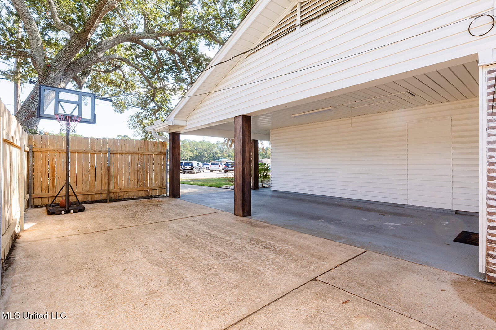 446 Hanley Road Ocean Springs, MS 39564 - Photo 7 of 42 A04A0617-HDR