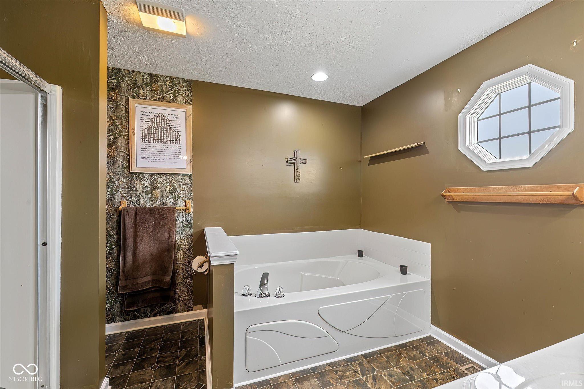 2968 County Rd SOUTH 870 West Russiaville, IN 46979 - Photo 14 of 26