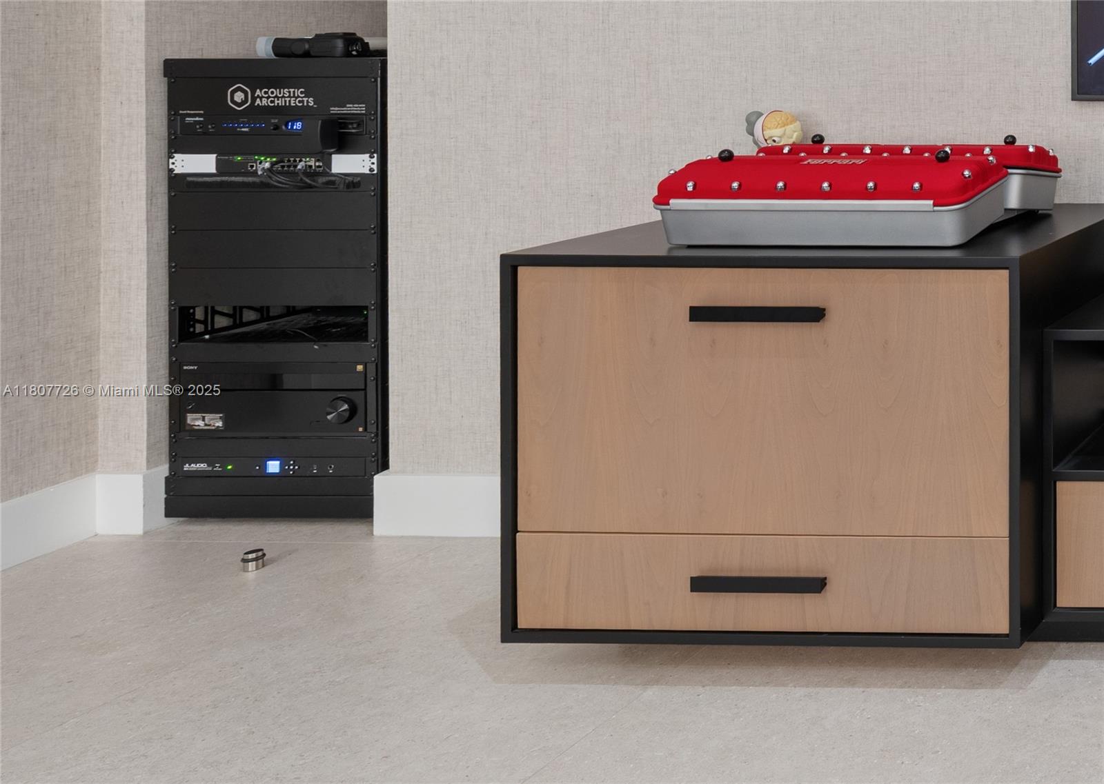 9450 Southwest 98th Street Miami, FL 33176 - Photo 23 of 66 a utility room with dryer and washer