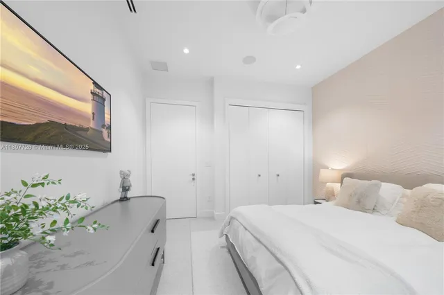 $4,295,000 | 9450 Southwest 98th Street, Miami, FL 33176