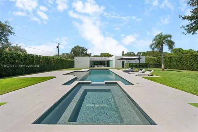 $4,295,000 | 9450 Southwest 98th Street, Miami, FL 33176