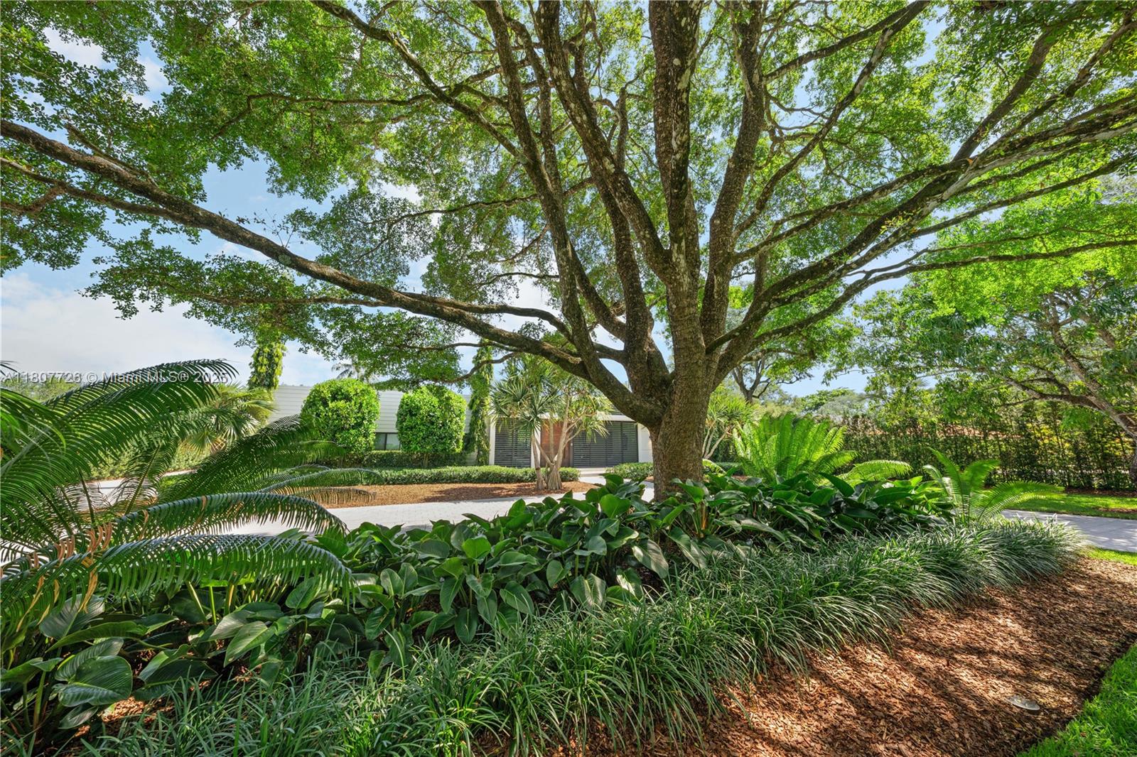 9450 Southwest 98th Street Miami, FL 33176 - Photo 7 of 66