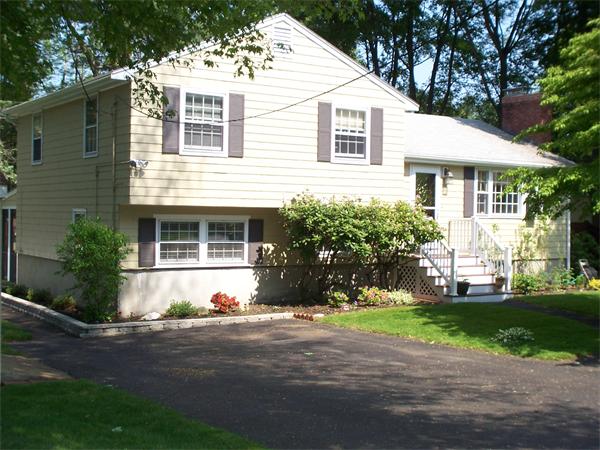 12 Ross Road Lexington, MA 02421 - Photo 1 of 1 Gallery Image 1