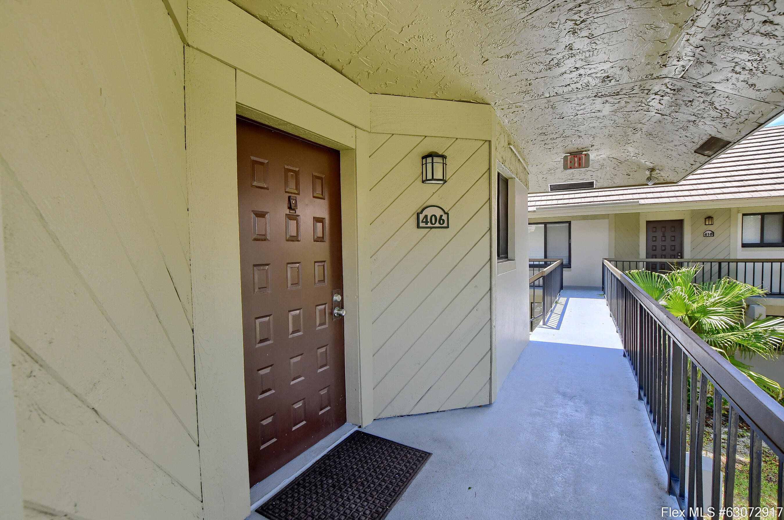 159 Northwest 70th Street, Unit 406 Boca Raton, FL 33487 - Photo 4 of 40 2nd Floor- End Unit