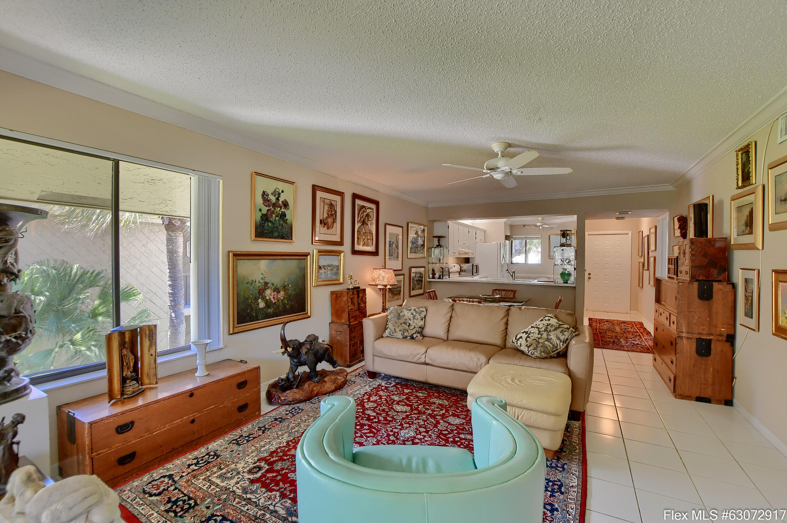 159 Northwest 70th Street, Unit 406 Boca Raton, FL 33487 - Photo 8 of 40 Living Room