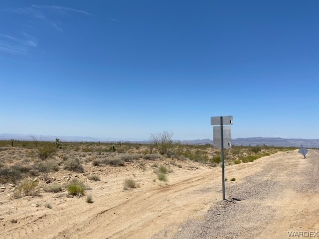 0 Alamo Road Yucca, AZ 86438 - Photo 8 of 9 Lot