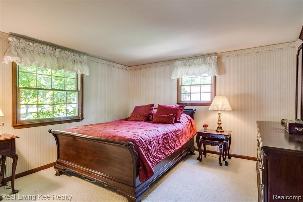 354 Texas Avenue Rochester Hills, MI 48309 - Photo 52 of 62