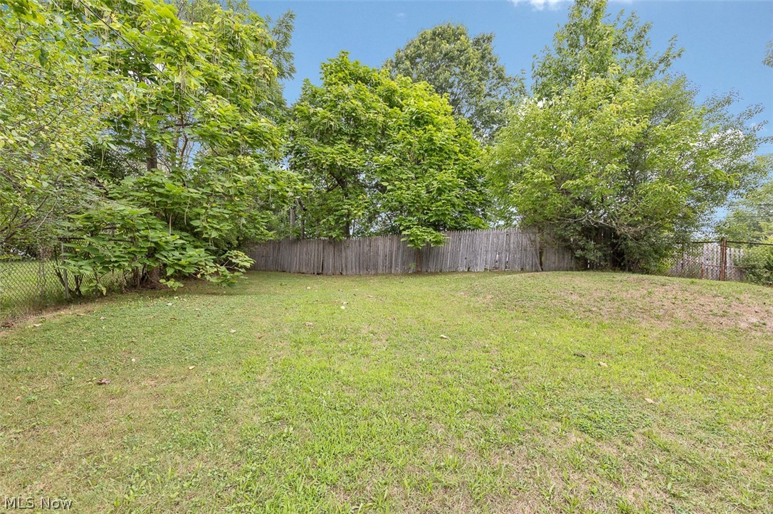 4358 Wyatt Road Cleveland, OH 44128 - Photo 24 of 31 Gallery Image 24