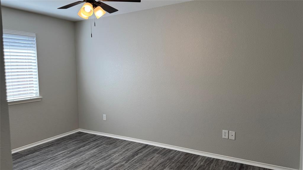 907 Post Oak Trail Anna, TX 75409 - Photo 18 of 31 an empty room with a window