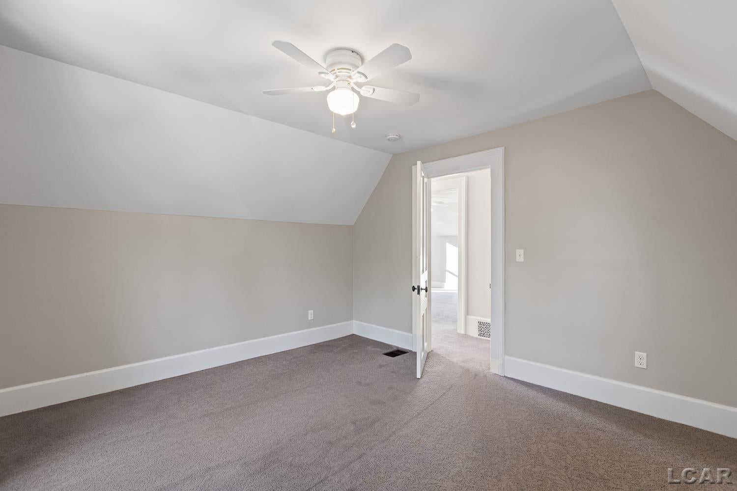 129 East Butler Street Adrian, MI 49221 - Photo 29 of 38 Gallery Image 29