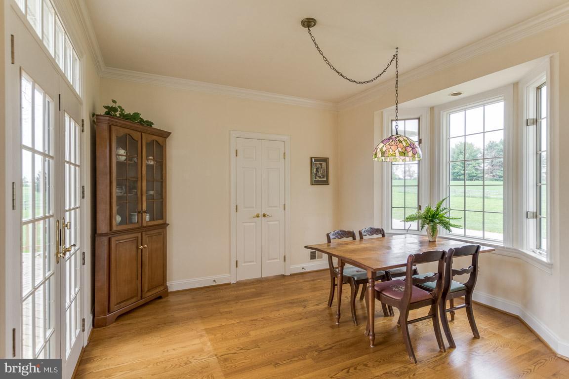 2633 Stockton Road Phoenix, MD 21131 - Photo 11 of 29 Breakfast Area between Mud Room and Kitchen