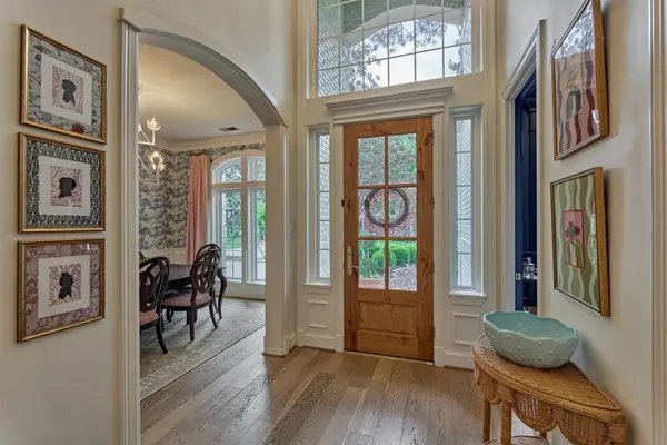 $999,990 | 170 North Taylor Point Drive, The Woodlands, TX 77382