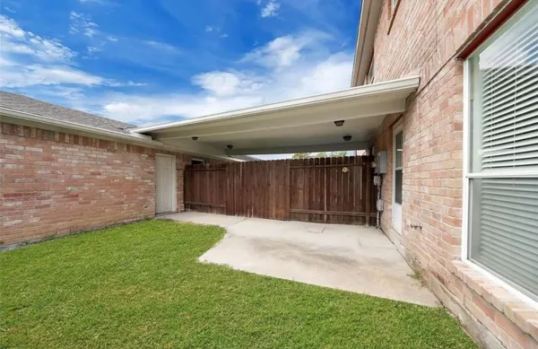 $264,000 | 10813 Norchester Village Drive, Houston, TX 77070